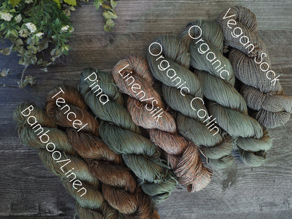 Foragers 25g and 50g skeins - *Please allow 4 weeks for dyeing*